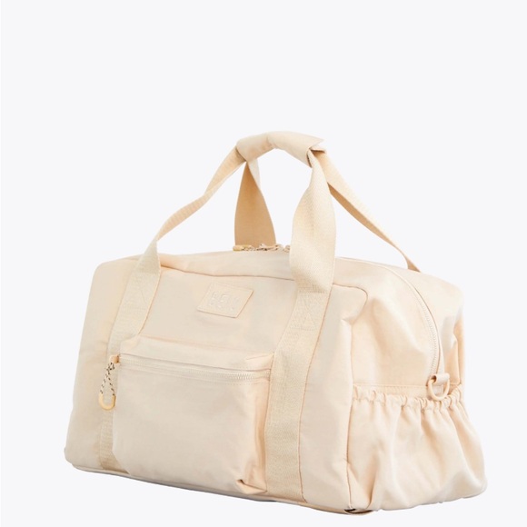 BEIS Sport Duffle - Picture 5 of 14